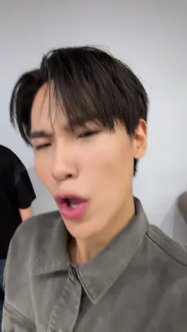 @tananloh__  แด๊ดดี้มาหาลูกแล้วนะ 