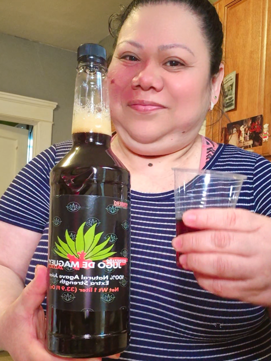 Respuesta a @luiscaceres863  este jugo de maguey nos ayuda a muchos beneficios en nuestro cuerpo #juice #maguey #agave #natural #tiktokshop #strength @HerbalistaShop #salud  #recommendations #calidad 