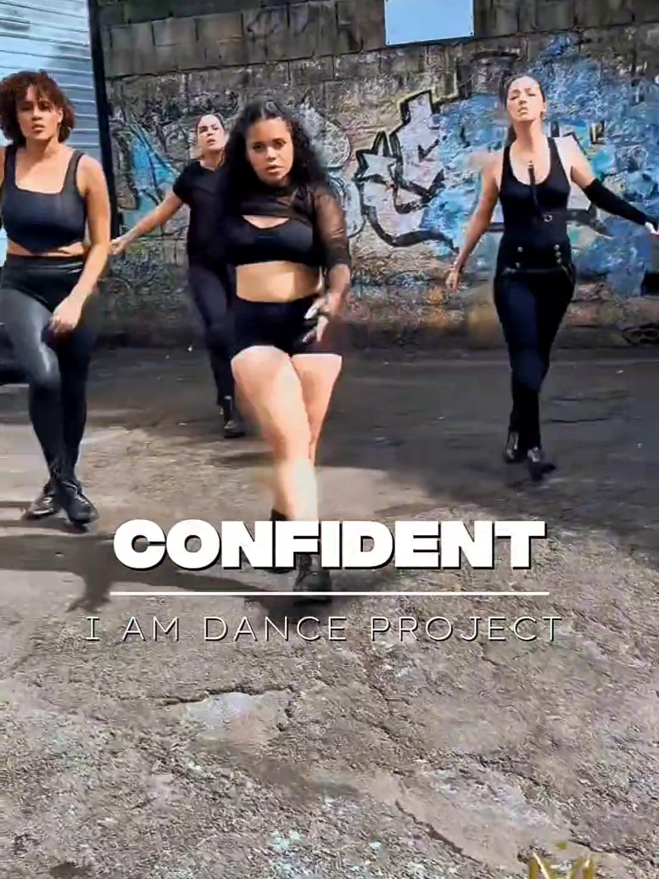 Conclusão do primeiro processo do I AM DANCE PROJECT  Música: Confident - Demi Lovato Coreografia: @Matheus Nascimento de Barros  I AM DANCE CLASS Aulas às Segundas & Quartas das 20:30 às 21:30 no Studium Academia (Rua Décio,  130 - Vila da Saúde - São Paulo, 04055-090 - ao lado do Metrô Saúde Linha Azul) IG: @im_danceproject #iamdanceproject #iamflow #iamenergy #iamexpression #iamdance #iameverywhere #vemproIAM #dança #autoconhecimento 