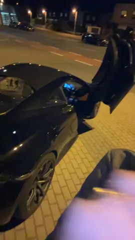 Leben fühlt sich wie ein Traum momentan an 