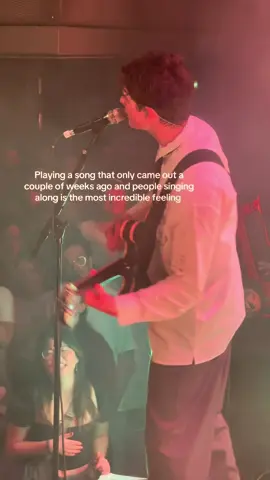 Miles out live from Munich #OnTour #behindthesong #newmusic 