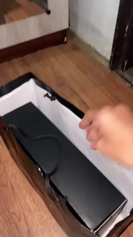 kado murah buat cowok #kadopacar #kadosuami #handbag #kado 