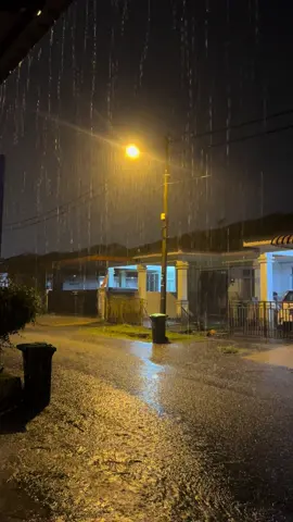 cerita la kisahmu di sini 