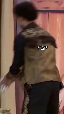 وانا بحاول الم المنهج قبل الامتحان بـ اسبوع..😂🙂 #مسرح_مصر 