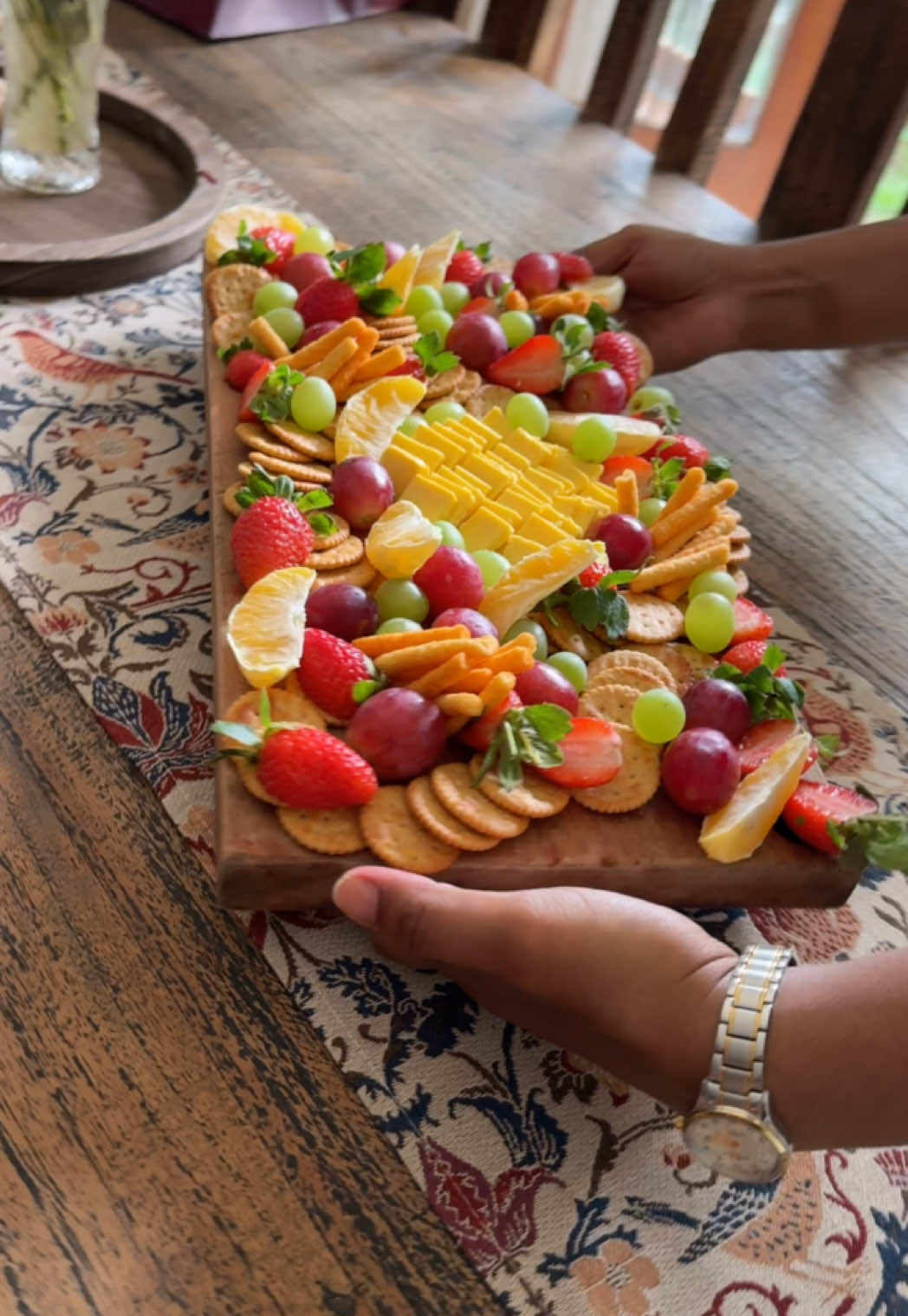 Hello 👋 It’s my sister’s birthday today, so we threw a little tea party for the real MVP,the one who stays behind the scenes helping me with all my cooking videos ☺️ So, Happy birthday to my behind the scenes hero, chaos controller, and biggest supporter! 🎥🎉🫖❤️ #birthdaygirl #celebration #surprise #sara #teaparty #supporter #sister #Love #beautiful #fruitplatter #fyp #foryou #snacks #Vlog 