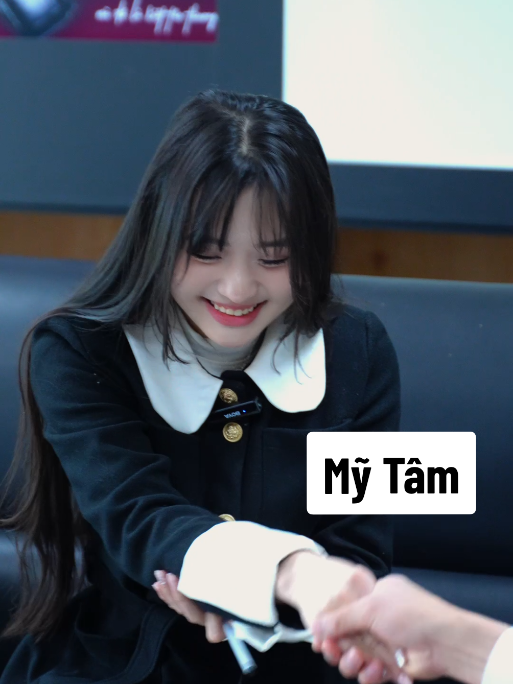 Chào đón Mỹ Tâm đến với AT Watch 😘😘😍 @myy_ttam09 @Nguyễn Xuân Anh🇻🇳🇰🇷 @Minh Hòe - AT Watch 🎬 🇰🇷 