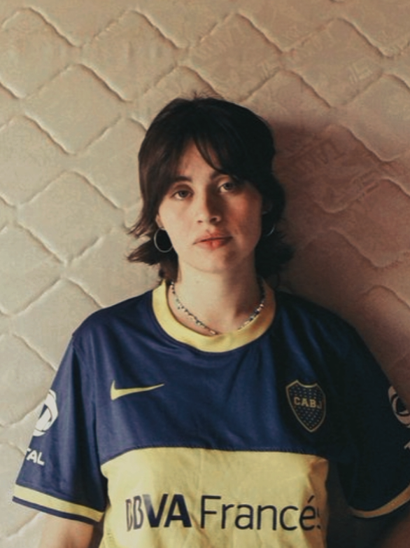 Retro Jersey Style 🔥🔥 #sport #retrostyle #jerseyretro #beautygirl #jerseyoutfit #jerseyclub #oufitgirl #outfitideas #fyp #bocajuniors #realmadrid #acmilan #sampdoria  #liverpool #manchesterutd 