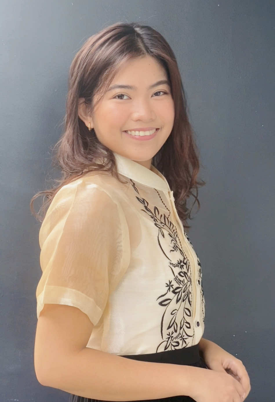 Your all time favorite polo barong is back in stock! Get yours now. #modernfilipiniana #filipiniana #polo #polobarong #ladiesbarong #teachersoftiktok #asean #aseaninspiredattire #OOTD 