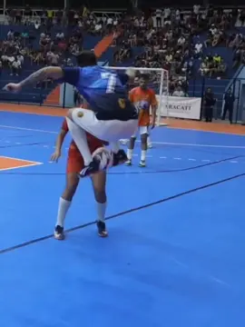 Futsal Skills 🔥 #futsal #skills #dribles #fyp 