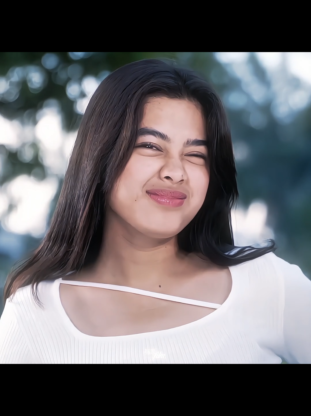 gadis manis dijemput alien #harryvaughan #aqeelacalista #asmaragenz 