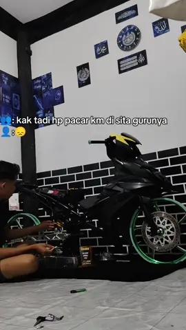 mana 1 bulan lagi 😑