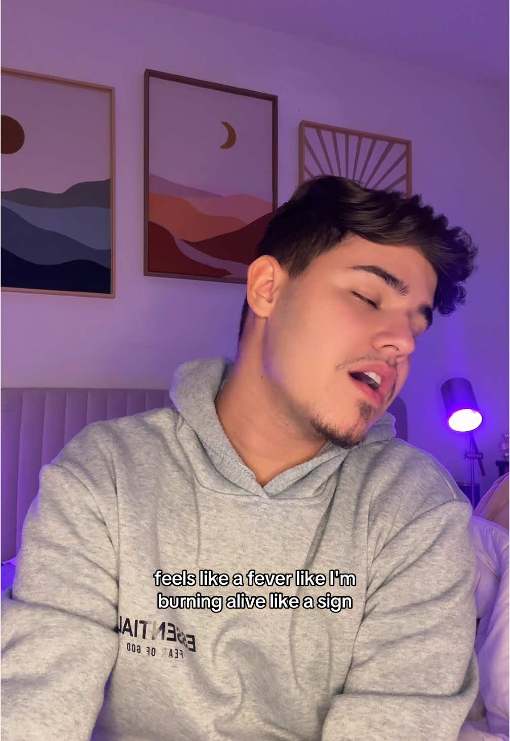 Esta la tengo en repeat 🔁 @BILLIE EILISH #billieeilish #wildflower #cover #repeat #bucle #singing #parati 