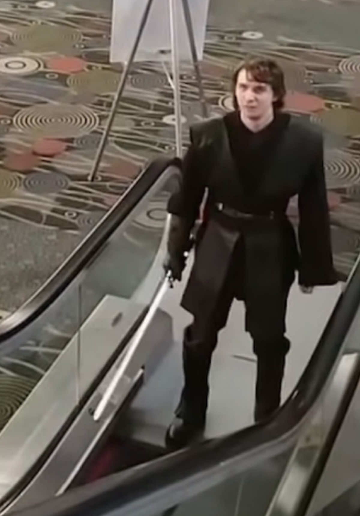 #starwars #anakinskywalker Clip from 2019 at FanX.  Featuring @bodaciousbagels as Anakin.