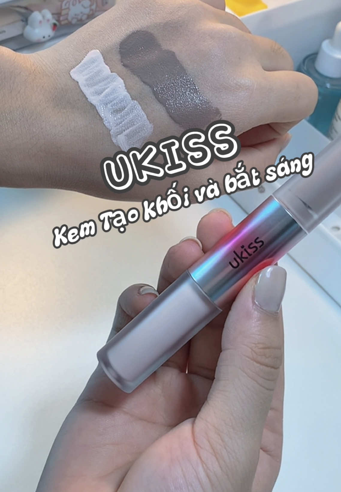 Kem tạo khối và bắt sáng ukiss 🥰 #kemtaokhoi #kembatsang #ukiss #ukisscosmetics #makeup 