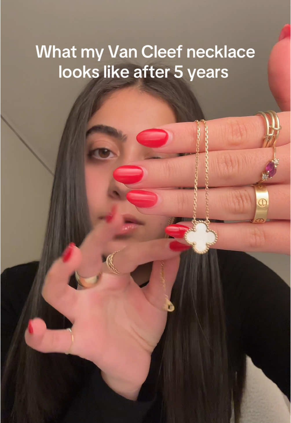 What 5 years of wear looks like on my van cleef and arpels mother of pearl Alhambra necklace #vca #vancleef #vancleefarpels #alhambra #vancleefnecklace #motherofpearl #everydayjewelry #luxuryjewelry #vancleefbracelet #wornjewelry #tarnish #goldjewelry #timelessjewelry #elegantjewelry #cartierlove #cartierring #necklacestack #ringstack 