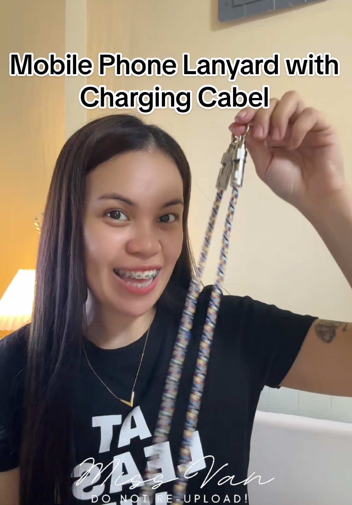 Mobile Phone Lanyard with Charging Cable #phonelanyard  #mobilephonelanyard #lanyard #phonelanyards #phonestrap #phonebracelet 