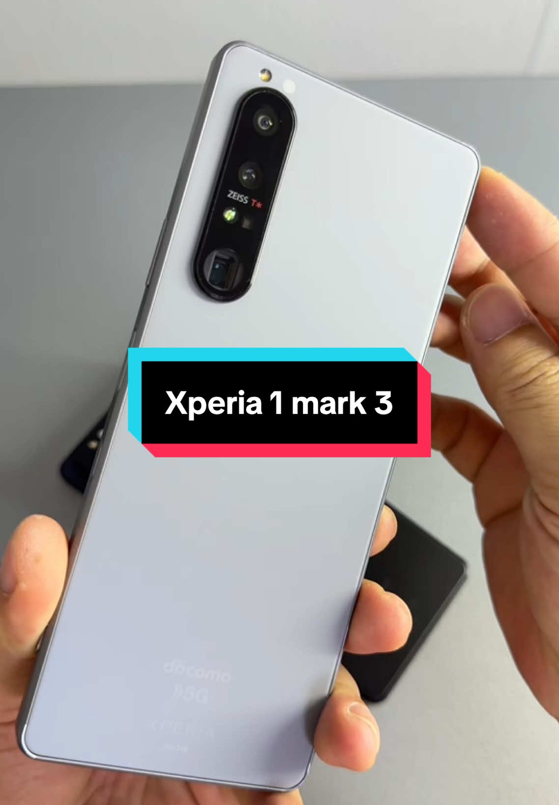 Xperia 1iii (1 mark 3) thiết kế sang trọng. Với tầm giá 4-5tr. #sonyxperia #sony1mark3 #sony1iii #sonyxperia1mark3 