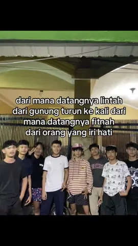 wops🤭🤭 #justkidding #rendahhati #trending #fotolive 