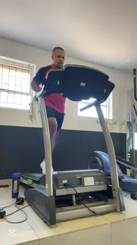 When i get rid of this belly it’s over for you🥺🥹🪓🪓we do cardio for the cardio 🥹🤞🏽#CapCut #gym #gymmotivation #Lifestyle #fyp #fupシ #ruansgymjeffreysbay #kouga #gymdad #bees#legday 