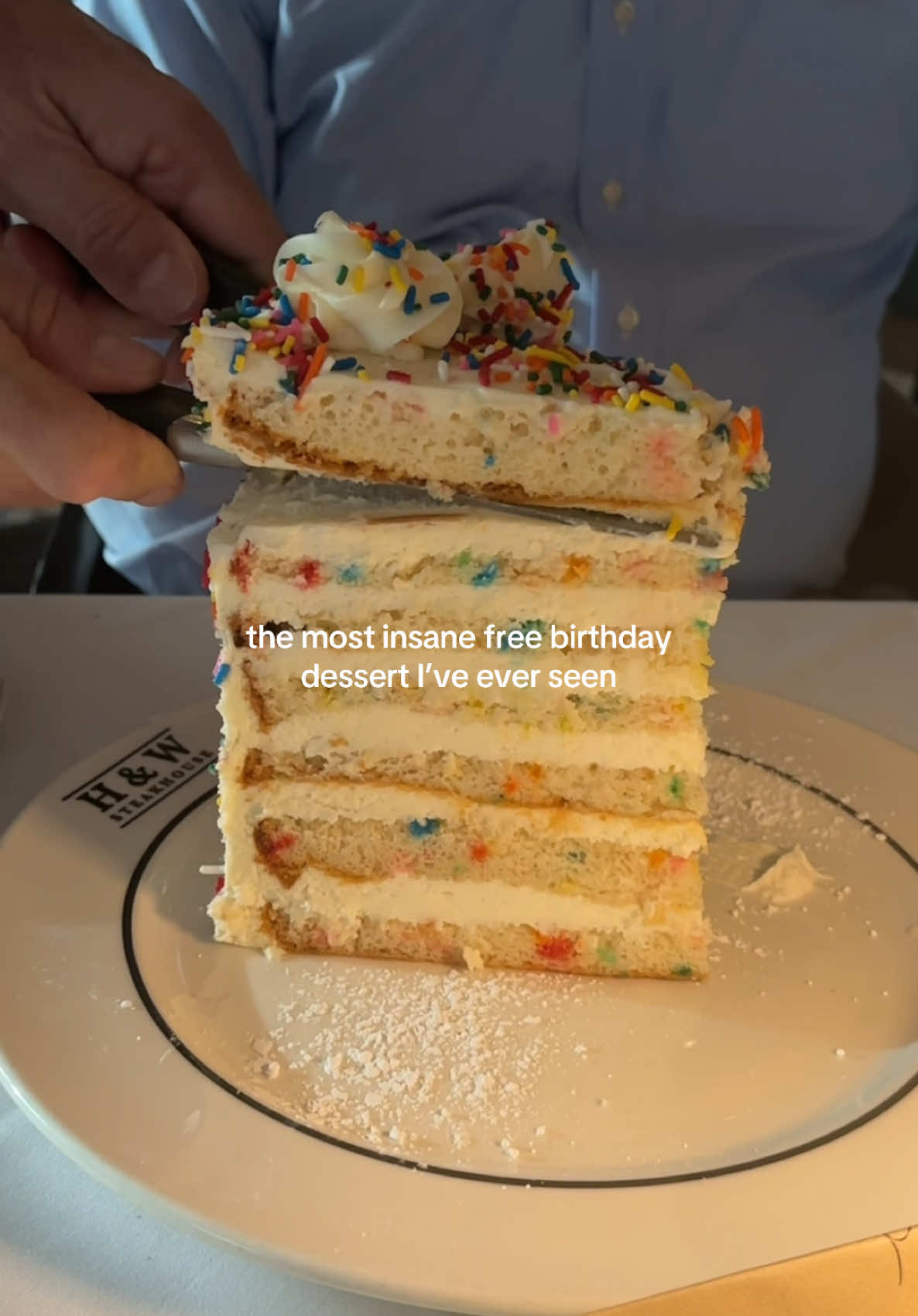 never in my life have I seen a slice of cake like this #atlantageorgia #atlfoodie #atlrestaurants #peachtreecorners #atlsteakhouse 