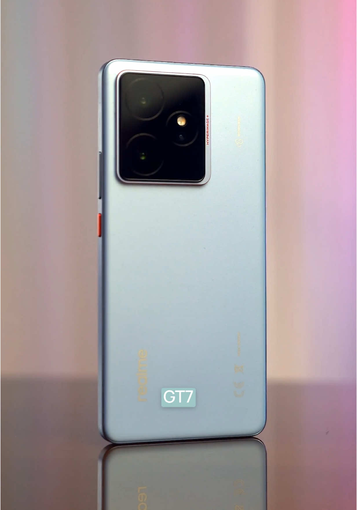 Tak, większe baterie są lepsze niż 3mm mniejsza grubość… 😜 #Tech #techtok #technews #smartfony #realme #gt7 