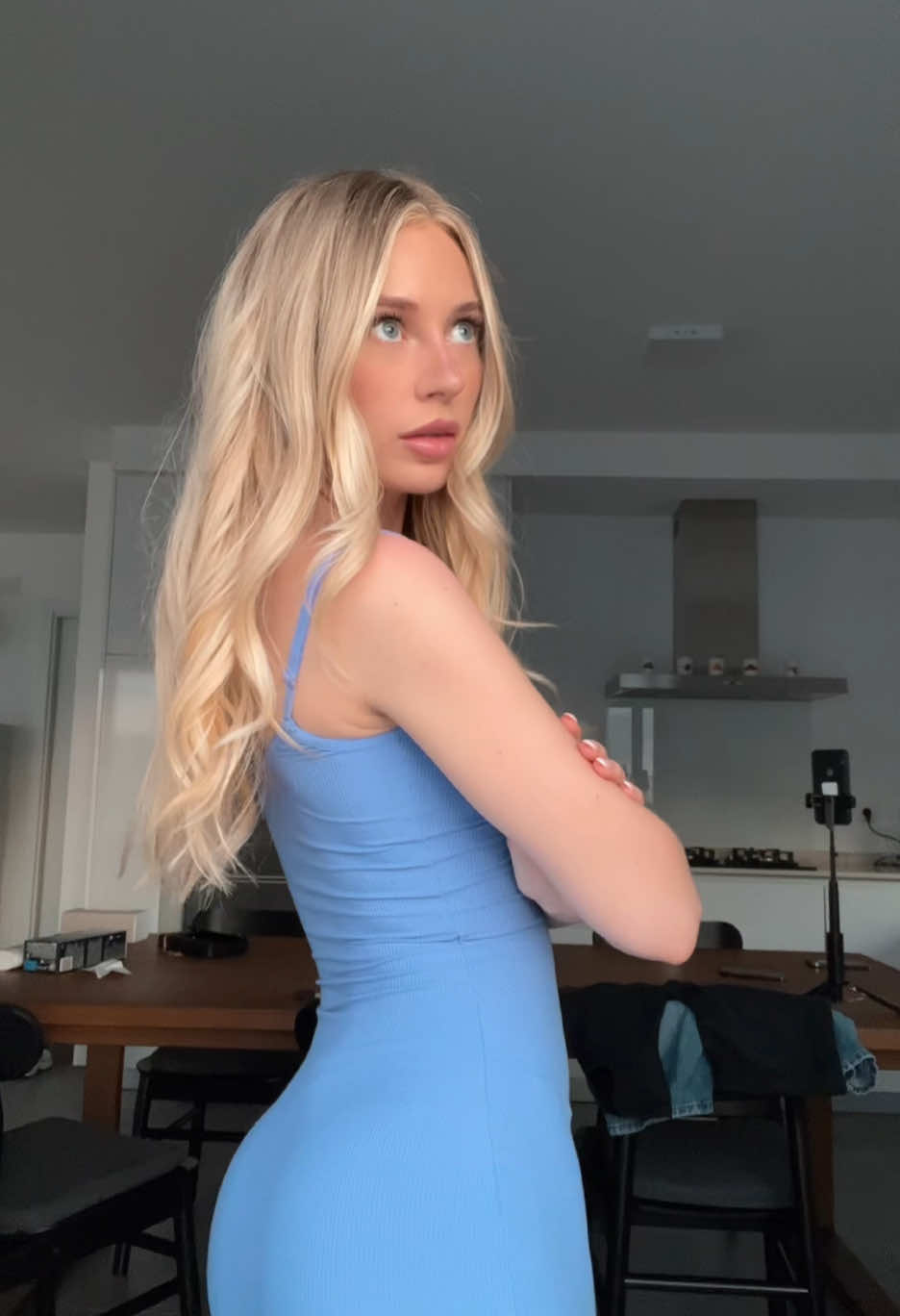 I love bubblegum #petitegirl #blondegirl #bubblegum 