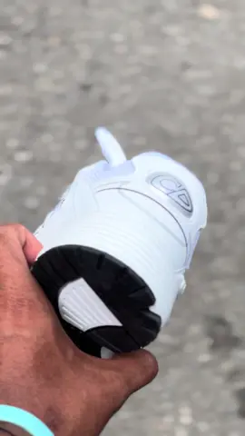 Dior B30🔥🤌🏼 Entrega inmediata en Caracas📍 Disponibles 36 al 45❗️ Contamos con delivery gratis 🏍️ en diversas zonas de Caracas ®🇻🇪 Somos Tienda Virtual👨🏽‍💻 Pedidos al WhatsApp: 📲 +584245998455 #tendencia #paratiiiiiiiiiiiiiiiiiiiiiiiiiiiiiii #zapatos #viralvideotiktok #tiendaonline #dior 
