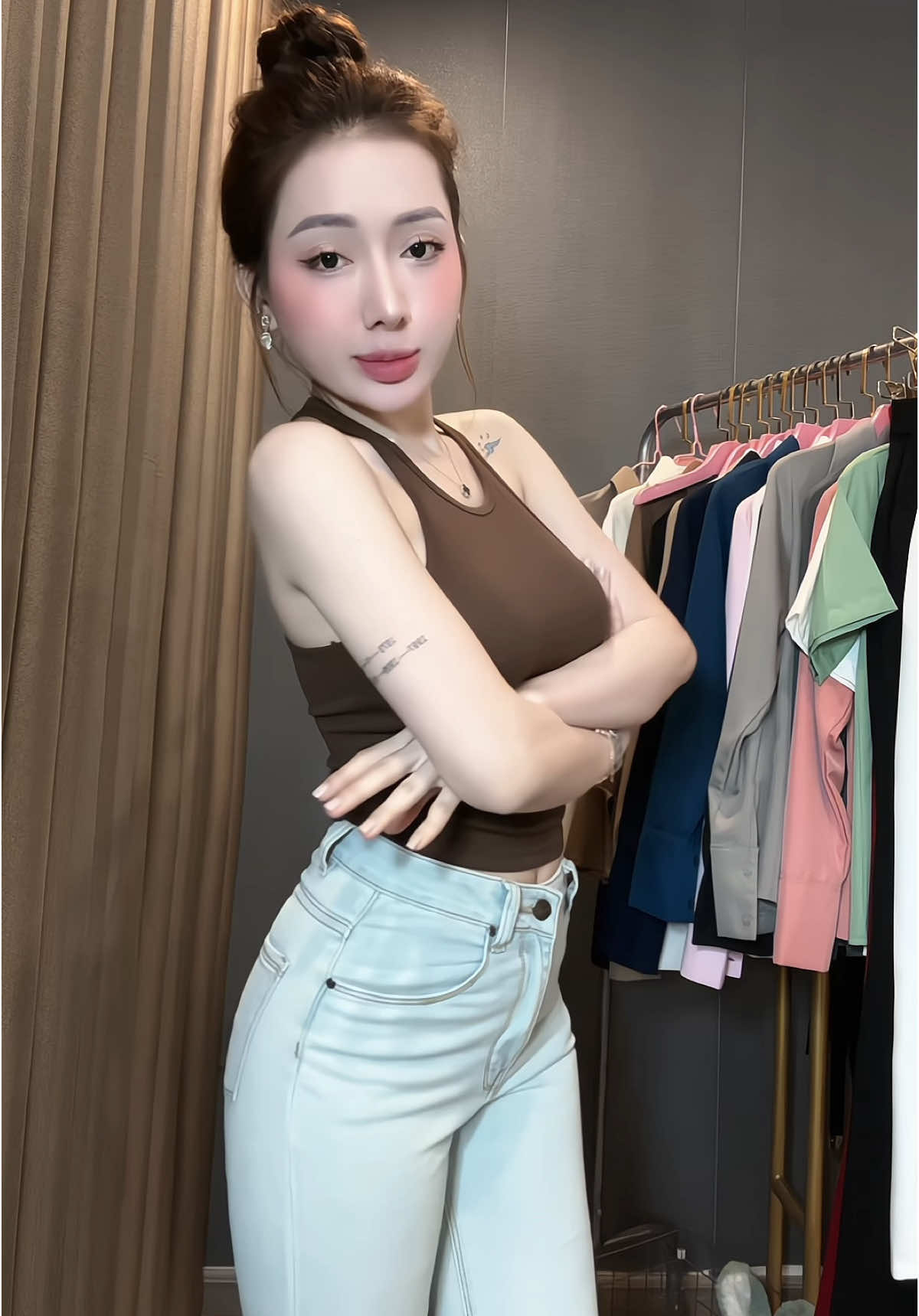 Hà bận màu xanh nhạt nhen 😘 #haclothes #bypeony #viral #yeutiktoc 
