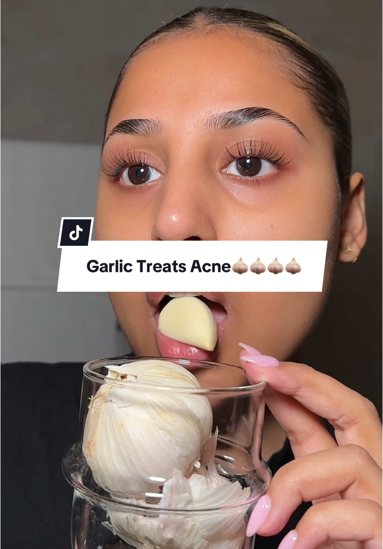 Ad Now you don’t have to eat garlic every day!! @VT Cosmetics US have garlic skincare line😱🧄🧄🧄 #VTcosmetics 