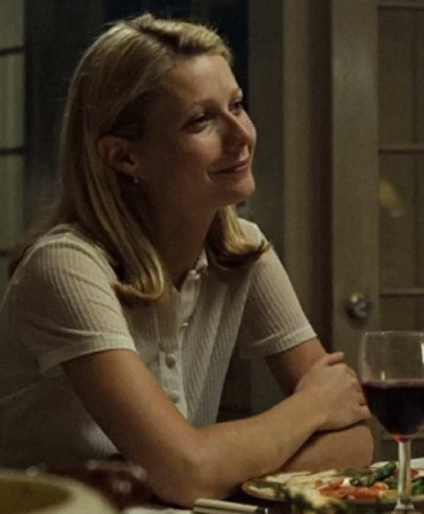 what’s in the boxxxx                                                    #se7en #davidfincher #bradpitt #gwynethpaltrow #90s #film #movie #cinema #filmtok #targetaudience #fy #fyp #fypage 