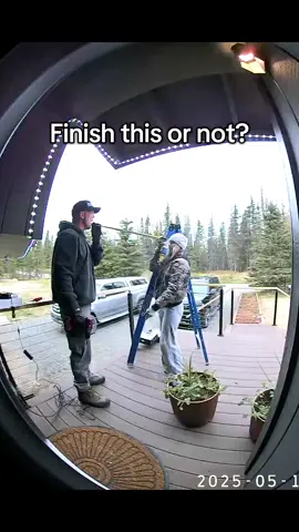 Can you tell she grew up with a brother? 🤣 #viral #funny #alaskaelevated #videos #tiktoks #couple #relatable #prank #alaska #elevated #paul #stacy #merveldt #family #relateable #Relationship #bestfriend #soulmate 