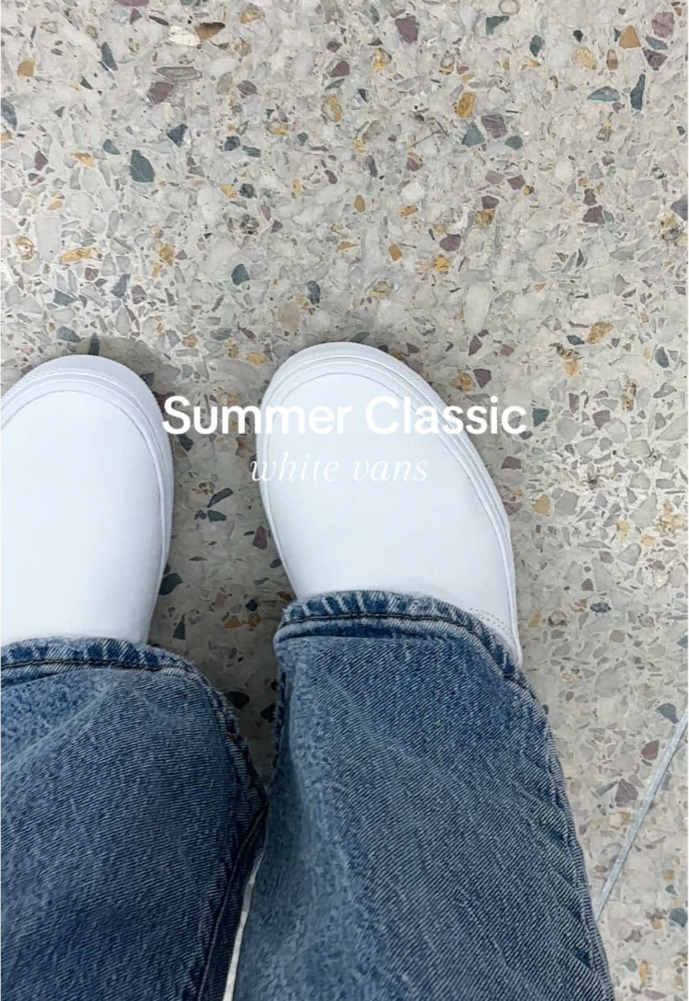 There’s nothing like a fresh pair of brand new white vans just in time for summer 🫧 @Vans  #whitevans #sliponshoes #vans #shoecollection #summersneakers #summervibes #summeroutfits 