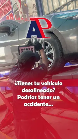 ¿Tu auto se va para un lado o presenta desgaste en las llantas?🤔 Podrías estar manejando con la dirección desalineada.😨 Mira lo que pasa cuando no alineas tu carro...🅰️🅿️ Y descubre cómo se siente un vehículo bien alineado.👨‍🔧🚘 #tallerautomotriz #alineamientopisfil #amortiguador #suspension #MecánicaAutomotriz #carros #Dirección #frenos