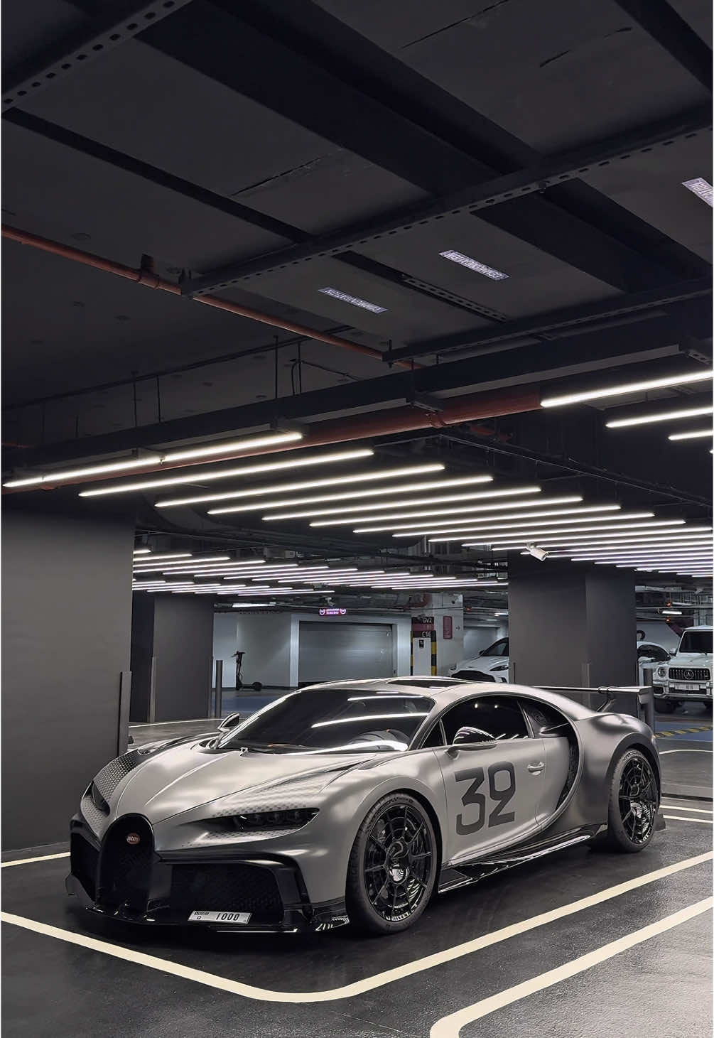 Bugatti Chiron Pur Sport “GranPrix” #bugatti #bugattichiron #dubaicars #carspotting 