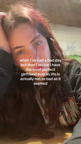 makes me feel so good @niet aukje #wlw #wuhluhwuh #wlwcouple #Relationship #lgbtq #ilovemygirlfriend #couple #relatable #fyp 