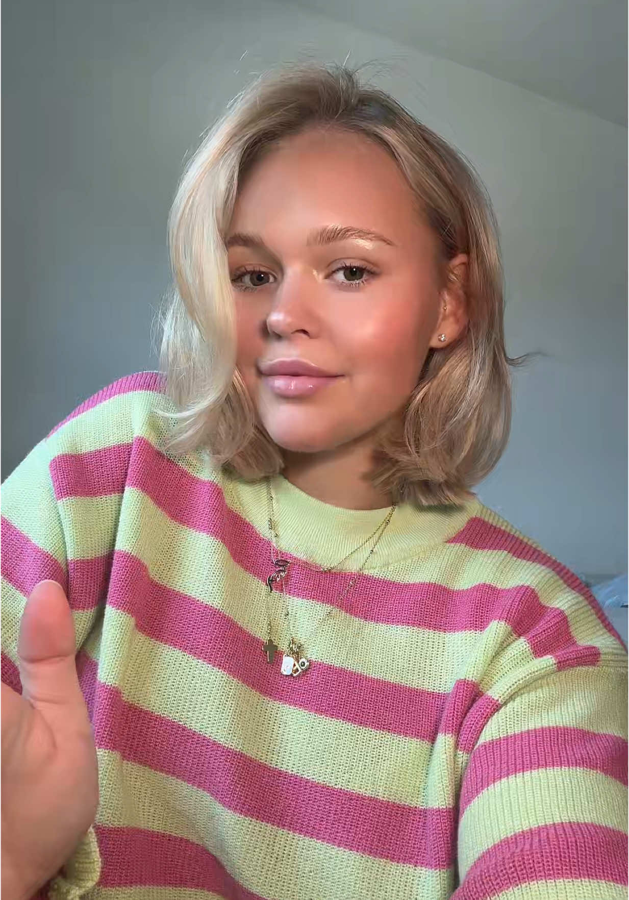 some real world examples where you would appreciate others respecting your privacy 🫶🏼 so let’s respect hers 