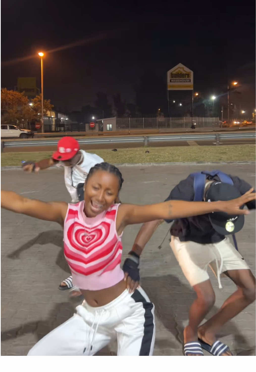 @Skeyzinho 👶🏽🍼 @DZ!n🏌🏽 GATXINHOS ein 