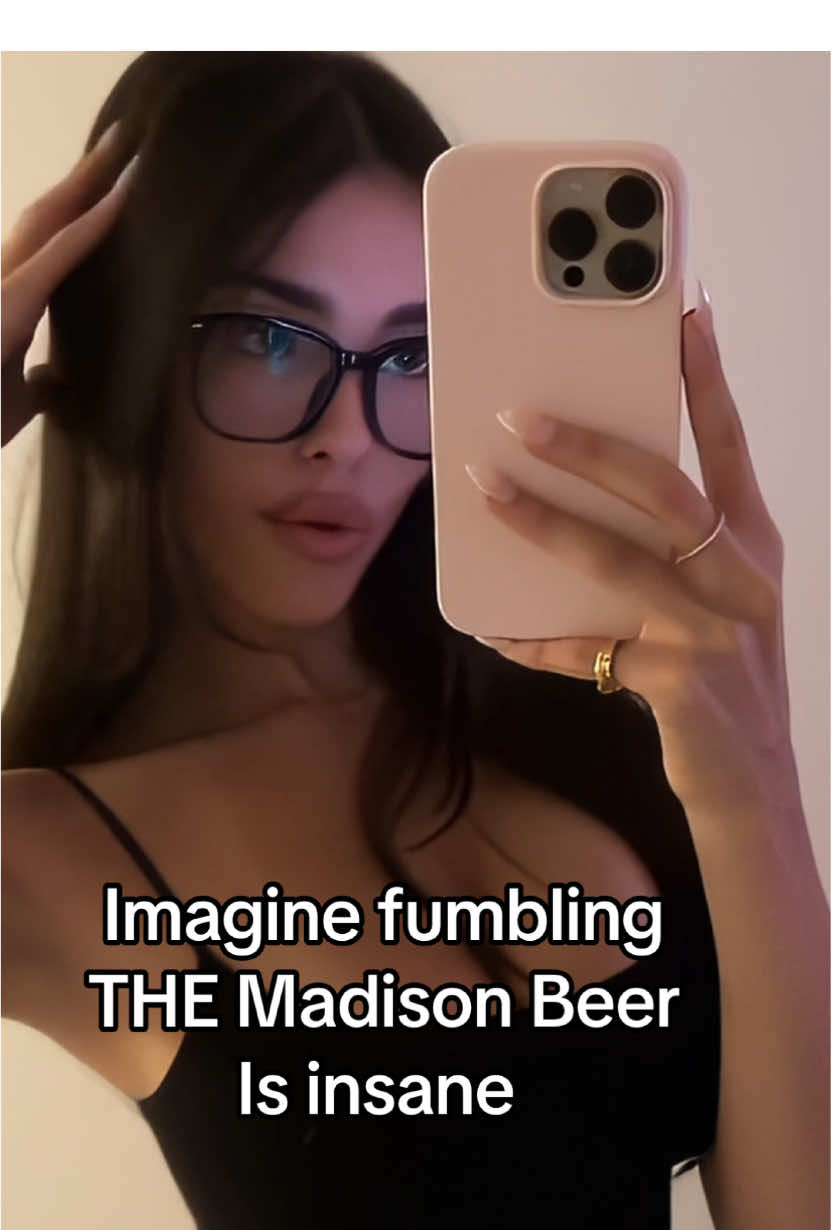 The it girl herself  #madisonbeer #Spinnintour #fyp #madisonbeer #madisonbeervideos 