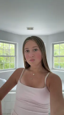 should i do more dances? @ryley_018 #Summer #prettygirl #makemefamous #viral #tan #tanlines #danceideas #dance #brandymelville #gorgeous #cuteoutfits #oufitinspo 
