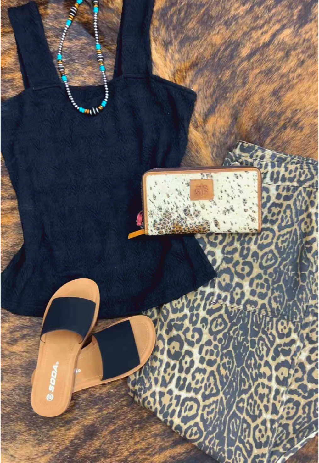 I really like the way this outfit looks 😍 - - - #turquoise #turquoisejewelry #western #pink #boutique #fyp #boost #country #funky #wild #cheetah 