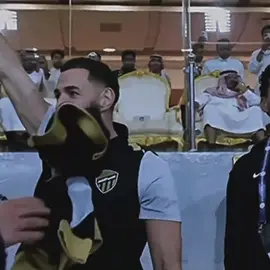 الف مبروك للعميد دوري مستحق🥳#الاتحاد #alittihad #دوري_روشن_السعودي #fyp #الاتحاد_الرائد #بطوله #بطل_الدوري #champions 