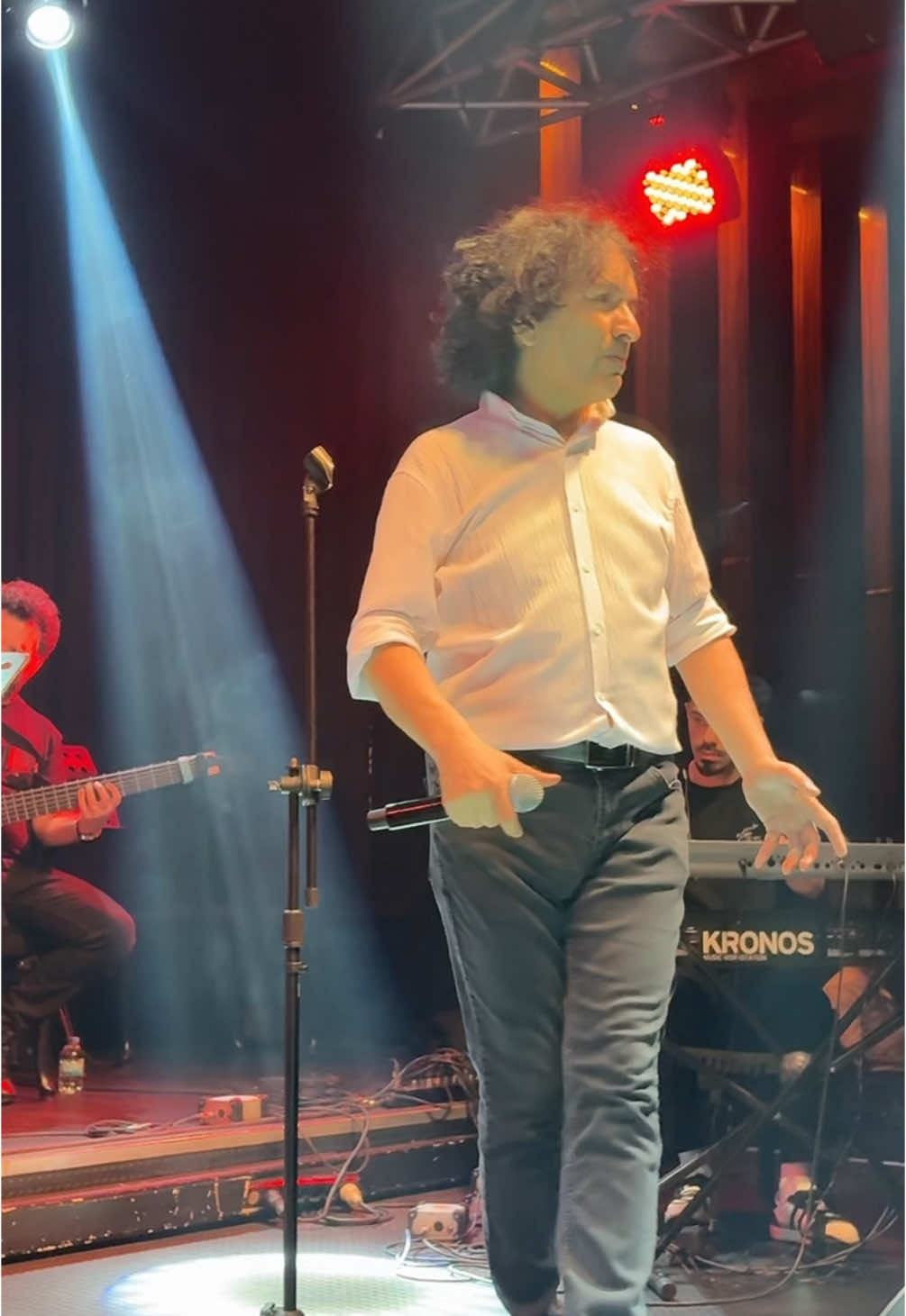 Harika bir performans bırakıyorum buraya 🥰👏👏 #oğuzaksaç #türküler #sanat #alkışlarca #ankara #kızkıza 🥰🥰🥰