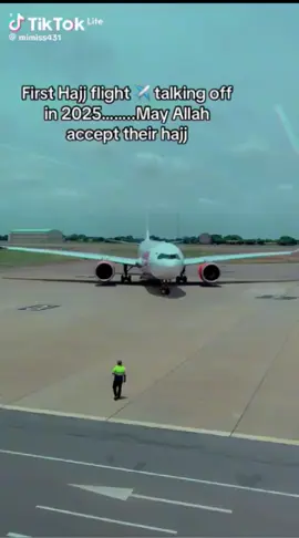 May my parents/ your parent be blessed with the opportunity to perform Hajj soon@iya_alfa #nexthajj #parent #happ