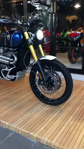 Triumph Scrambler 1200 #triumphscrambler1200xe #triumph #motorcycle #motovlog #moto #fichatecnica #informacao #offroad #curiosidades #interesante #videoviral #fyp #foryoupage