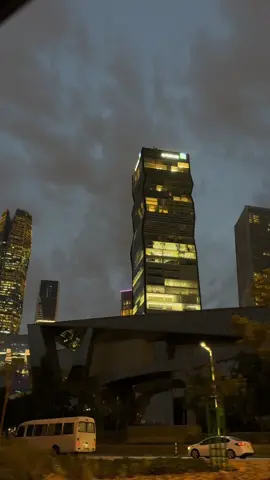 لا جيتيني وانتي ( نجد ) جيتك وانا ابن سعود #explore #الرياض #fyp #الماليه #Riyadh #عمر_بن_هذال 