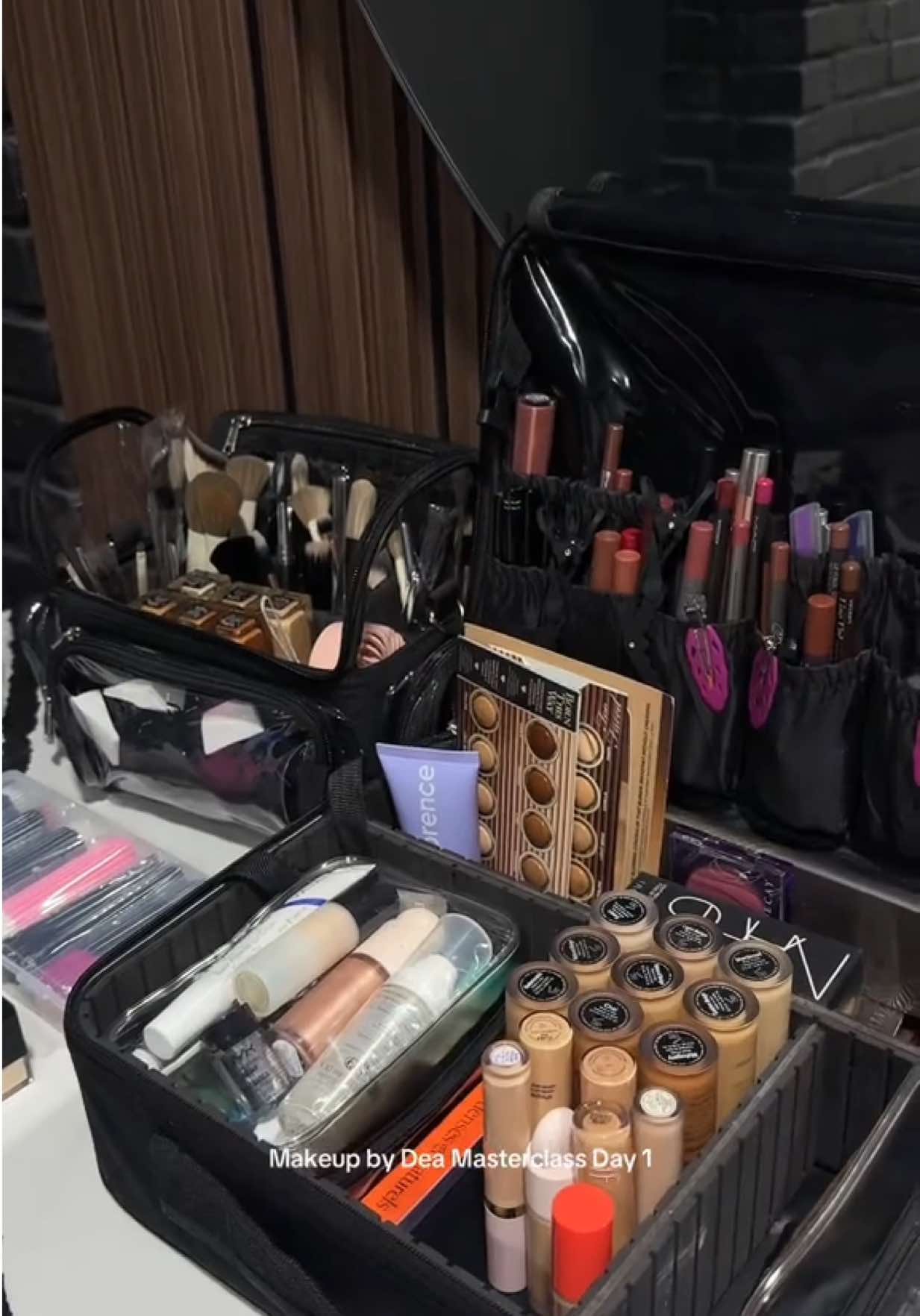 Finally attended my first makeup masterclass with the talented @makeupbydea 💕 S/o to my girlie for being my model—We went out of her comfort zone with some vibrant blush & it turned out BEAUTIFUL.  #makeupmasterclass #torontomakeupartist #vancouvermakeupartist #trendingmakeup #dayinmylife 