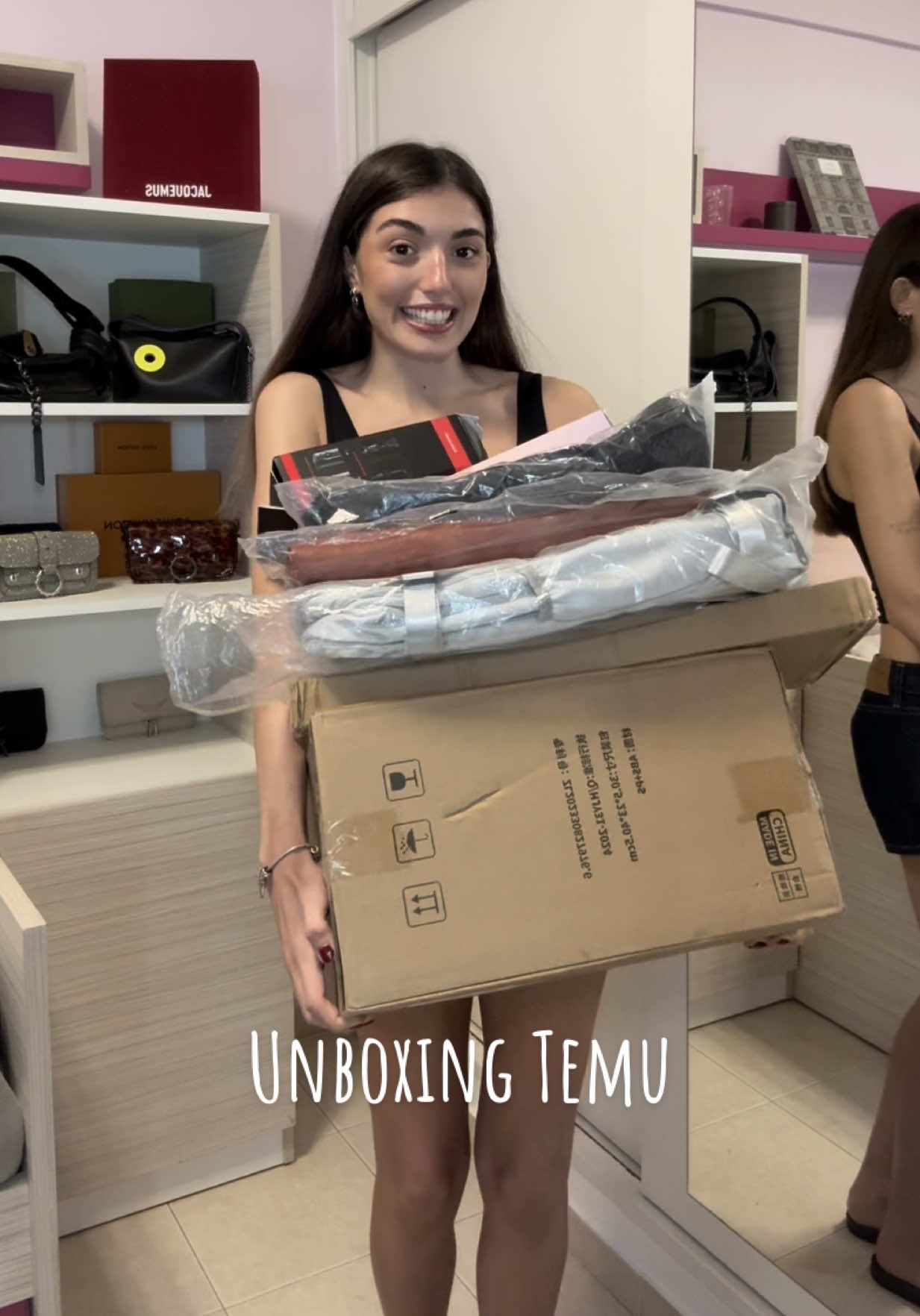 ¿Cual de todos estos productos es su favorito?🤎 Descargá la app de TEMU y descubrí productos por $0 con el código dwj5822. Solo nuevos usuarios en la app con compras válidas. #temu #temufinds #temuhaul #viral #fyp #unboxing #haul #moda #fashion #luxuryunboxing #shoppinghaul #shoppingaddict #compras 