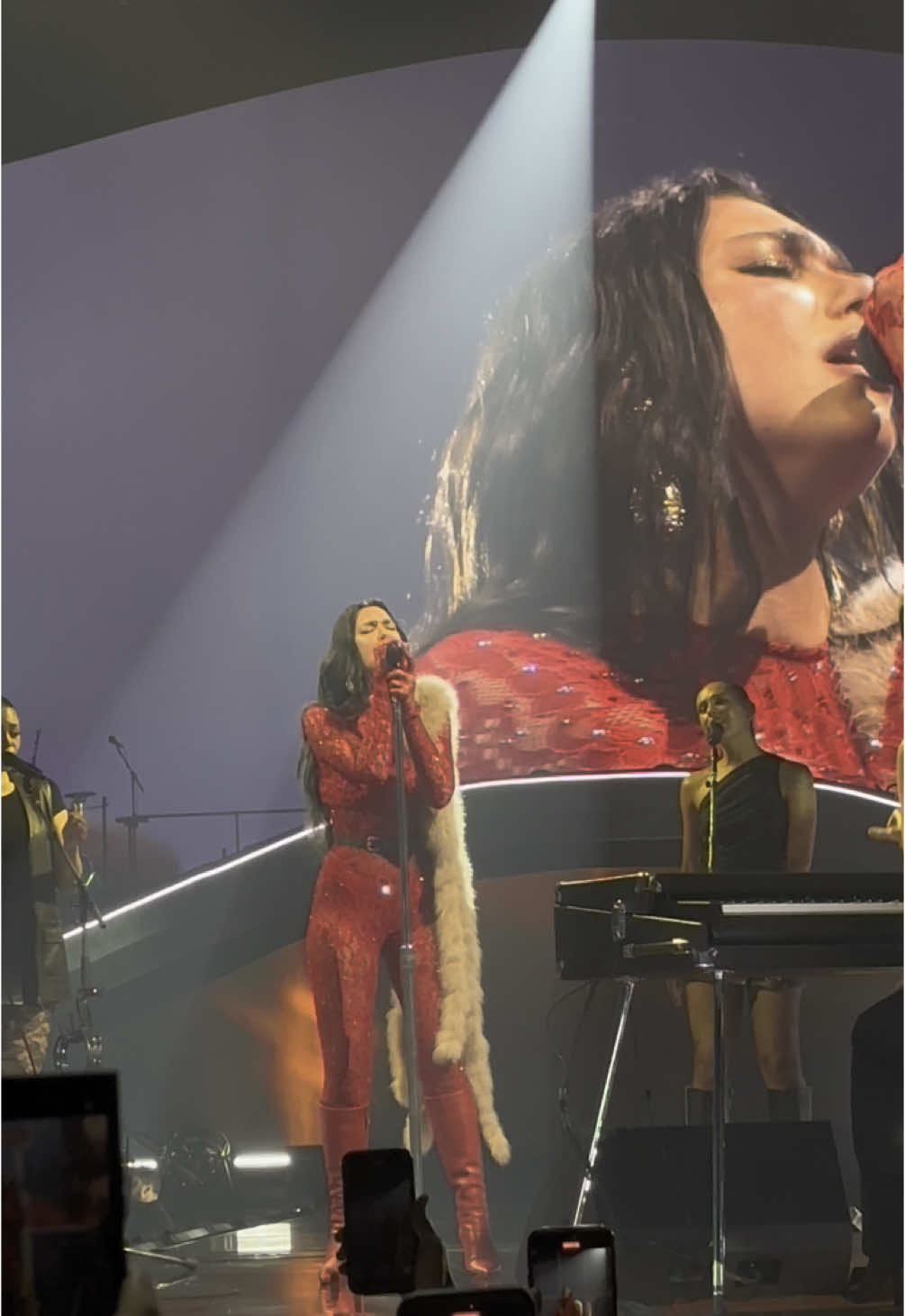 Dernière danse -15.5.25  #radicaloptimism #radicaloptimismtour2025 #DuaLipa #LDLCarena #LDLC #Arena #DualipaLyon #Lyon