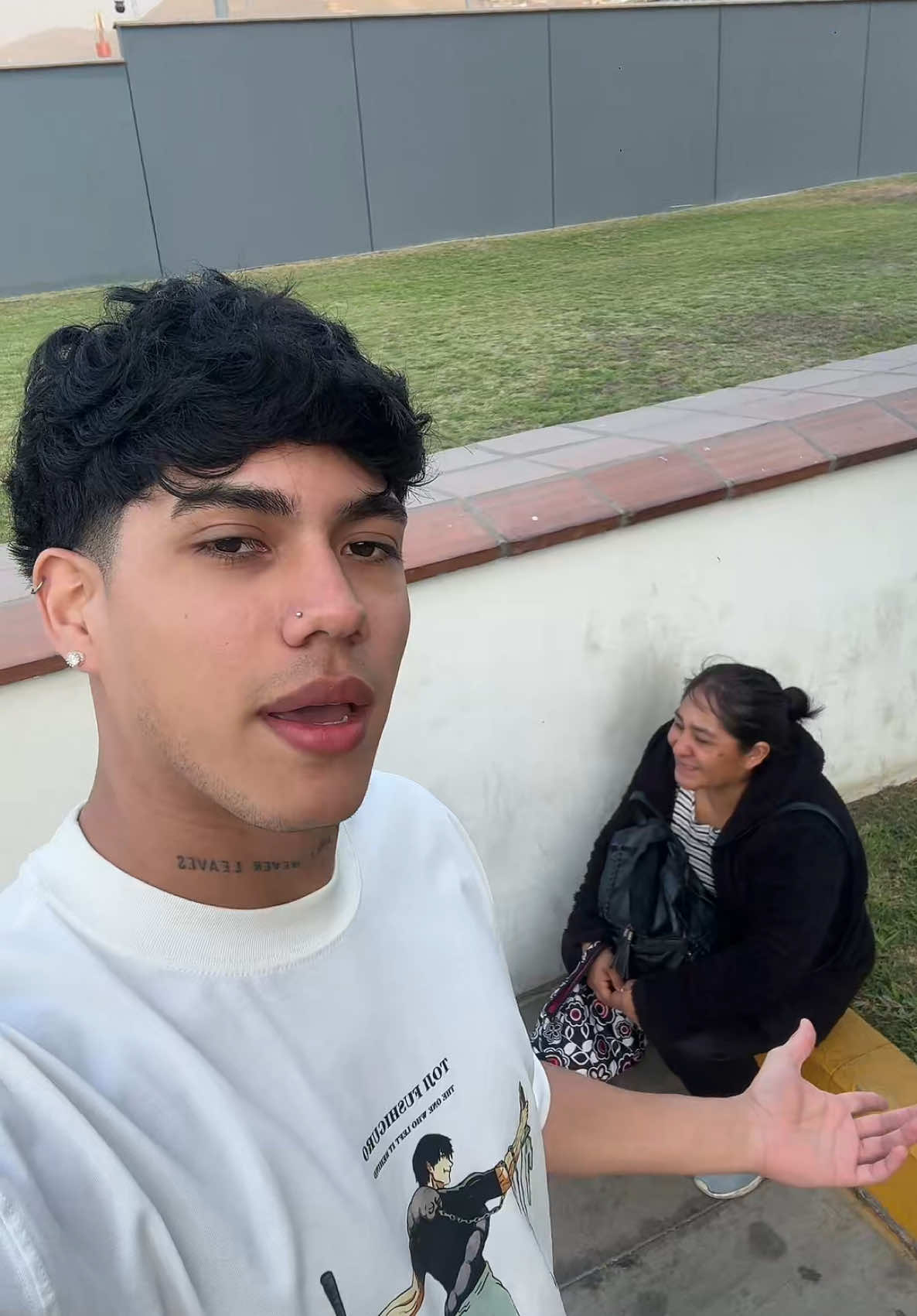 👵🏻❤️