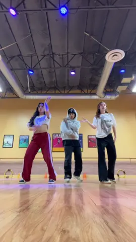 📸! @ppprincesspisces  @jules Dc: @OL  #fyp #dance #xyzbca #viral 